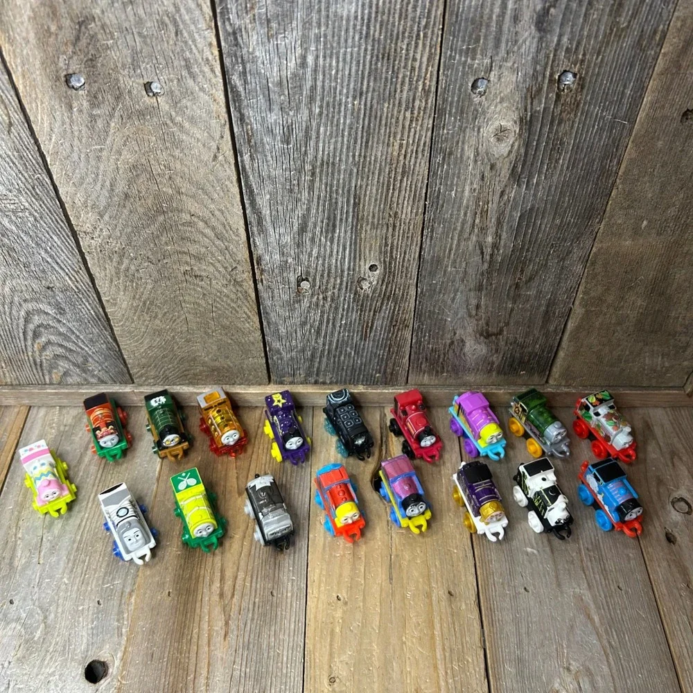 Thomas & Friends Minis 18 Train Engine Lot DC Comics Millie Skarloey Light Up